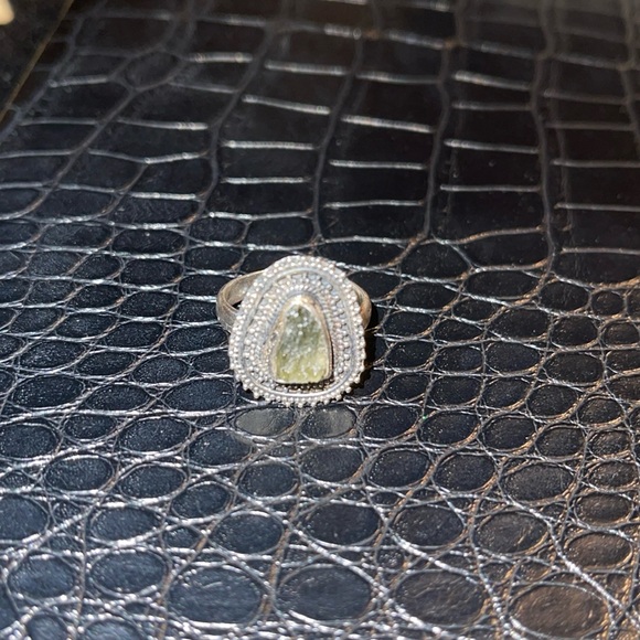 Moldavite ring - Picture 2 of 2